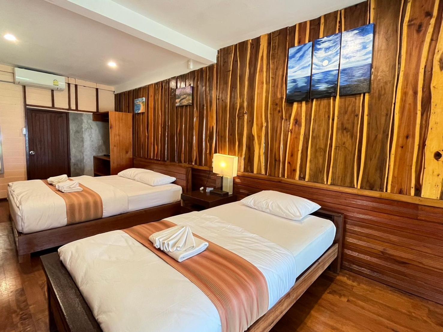 The Chevalley Beach Resort Satun Buitenkant foto